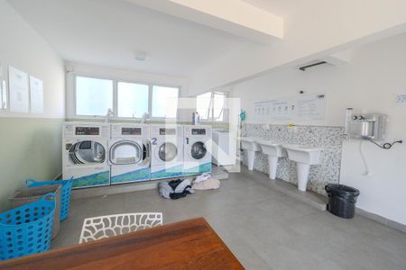 Studio à venda com 28m², 1 quarto e sem vaga Studio à venda com 28m², 1 quarto e sem vagaLavanderia