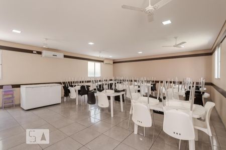Apartamento para alugar com 105m², 2 quartos e 1 vaga Apartamento para alugar com 105m², 2 quartos e 1 vagaSalao de Festa