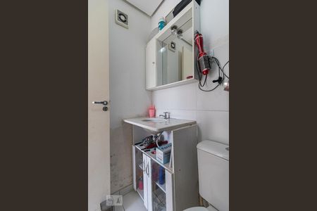 Apartamento para alugar com 105m², 2 quartos e 1 vaga Apartamento para alugar com 105m², 2 quartos e 1 vagaBanheiro da Suíte