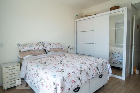Casa de condomínio à venda com 211m², 3 quartos e 4 vagas Casa de condomínio à venda com 211m², 3 quartos e 4 vagasSuíte 3