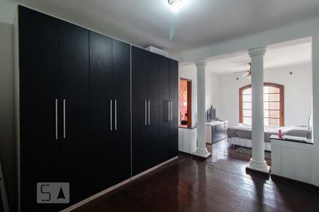 Casa à venda com 260m², 6 quartos e 2 vagasQuarto 1