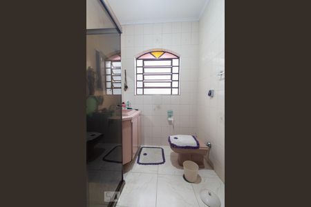 Casa à venda com 260m², 6 quartos e 2 vagasBanheiro
