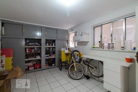 Casa à venda com 260m², 6 quartos e 2 vagasQuarto de serviço