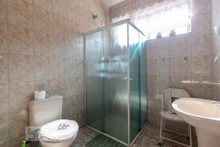 Casa à venda com 244m², 4 quartos e 3 vagas Casa à venda com 244m², 4 quartos e 3 vagasBanheiro