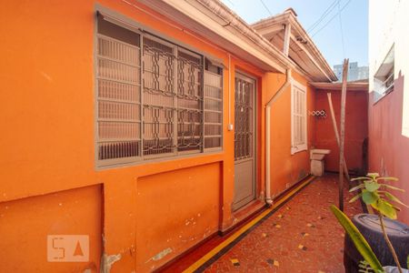 Casa à venda com 244m², 4 quartos e 3 vagas Casa à venda com 244m², 4 quartos e 3 vagasÁrea de serviço