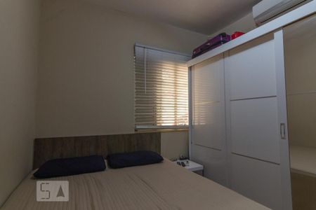 Casa à venda com 140m², 3 quartos e 4 vagas Casa à venda com 140m², 3 quartos e 4 vagasQuarto 2