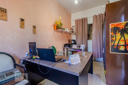 Apartamento à venda com 300m², 3 quartos e 8 vagas Apartamento à venda com 300m², 3 quartos e 8 vagasQuarto 3