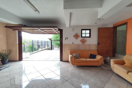 Casa à venda com 226m², 4 quartos e 3 vagas Casa à venda com 226m², 4 quartos e 3 vagasGaragem