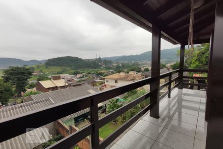 Casa à venda com 226m², 4 quartos e 3 vagasSacada do Quarto 1
