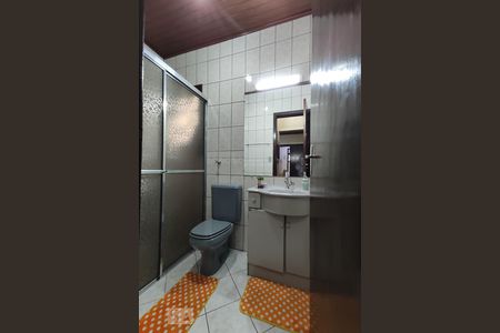 Casa à venda com 226m², 4 quartos e 3 vagas Casa à venda com 226m², 4 quartos e 3 vagasBanheiro