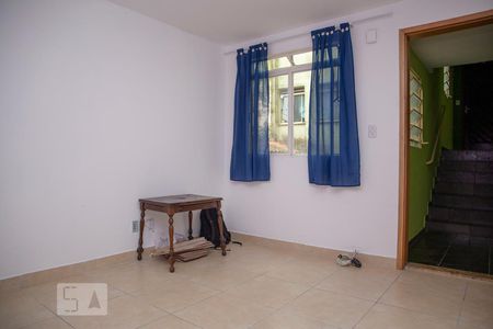 Sala de apartamento para alugar com 2 quartos, 52m² em Conceição, Diadema
