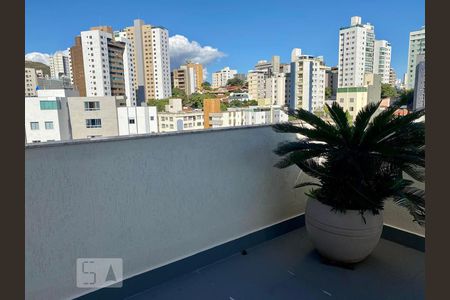 Apartamento para alugar com 3 quartos, 250m² em Carmo, Belo Horizonte