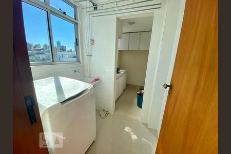 Apartamento para alugar com 250m², 3 quartos e 4 vagas