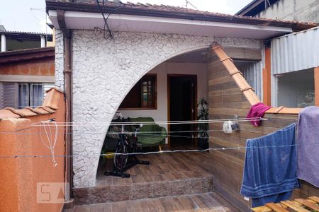 Casa à venda com 300m², 2 quartos e 3 vagasFrente da Casa