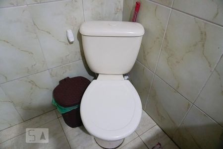 Casa à venda com 300m², 2 quartos e 3 vagasBanheiro Social