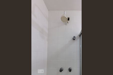 Banheiro de kitnet/studio para alugar com 1 quarto, 35m² em Santa Cecilia, São Paulo