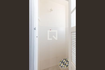 Apartamento à venda com 65m², 2 quartos e sem vagaBanheiro de serviço