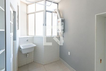 Apartamento à venda com 65m², 2 quartos e sem vagaÁrea de Serviço