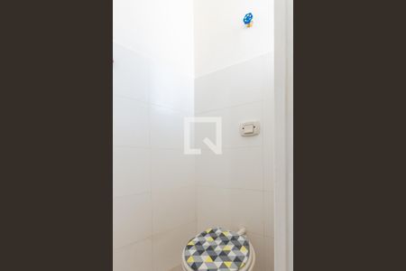 Apartamento à venda com 65m², 2 quartos e sem vagaBanheiro de serviço