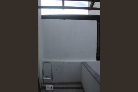 Casa de condomínio à venda com 150m², 3 quartos e sem vagaVaranda