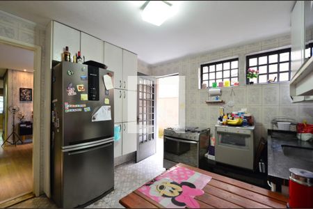 Casa à venda com 170m², 3 quartos e 3 vagasCozinha