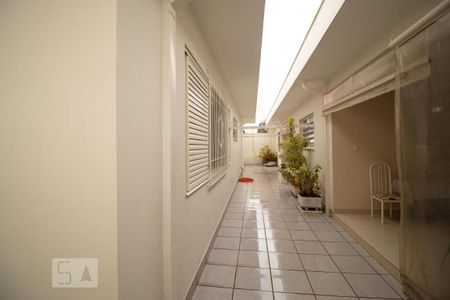 Casa à venda com 400m², 5 quartos e 4 vagas Casa à venda com 400m², 5 quartos e 4 vagasQuintal