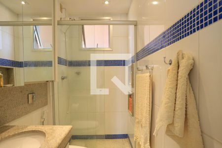 Apartamento à venda com 107m², 3 quartos e 2 vagas Apartamento à venda com 107m², 3 quartos e 2 vagasBanheiro Social