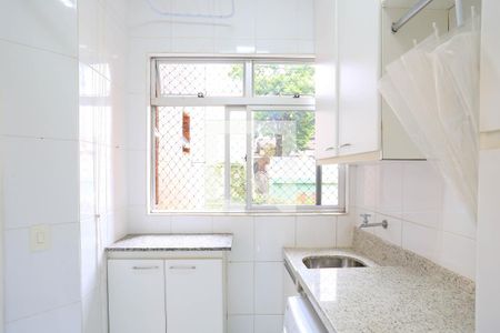 Apartamento à venda com 107m², 3 quartos e 2 vagas Apartamento à venda com 107m², 3 quartos e 2 vagasÁrea de Serviço