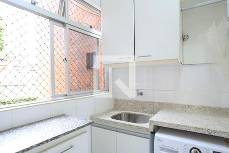 Apartamento à venda com 107m², 3 quartos e 2 vagas Apartamento à venda com 107m², 3 quartos e 2 vagasÁrea de Serviço