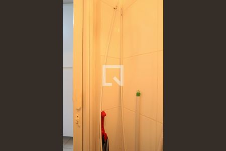 Apartamento à venda com 107m², 3 quartos e 2 vagas Apartamento à venda com 107m², 3 quartos e 2 vagasÁrea de Serviço