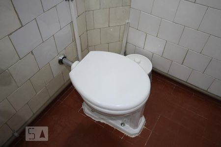 Casa à venda com 476m², 3 quartos e 3 vagasBanheiro 2