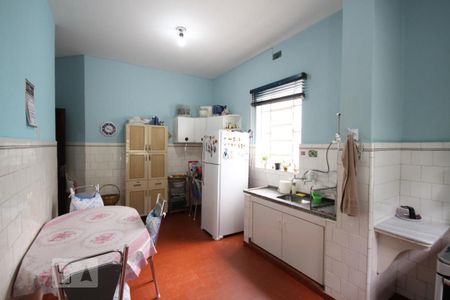 Casa à venda com 476m², 3 quartos e 3 vagasCozinha