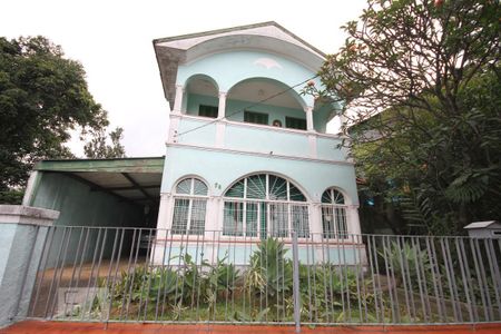 Casa à venda com 476m², 3 quartos e 3 vagasFachada