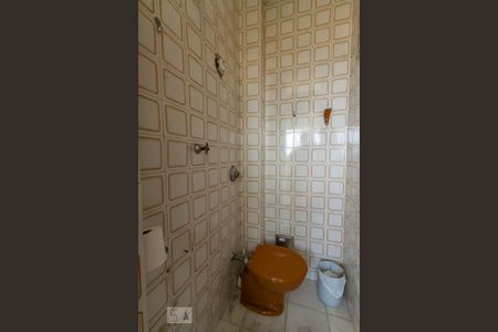 Apartamento à venda com 70m², 2 quartos e 1 vaga Apartamento à venda com 70m², 2 quartos e 1 vagaBanheiro de serviço