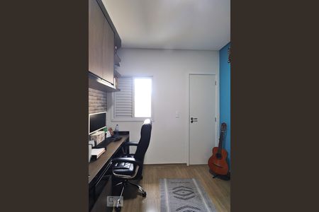 Apartamento à venda com 180m², 4 quartos e 3 vagasEscritório