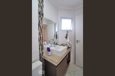 Apartamento à venda com 180m², 4 quartos e 3 vagasBanheiro da Suíte