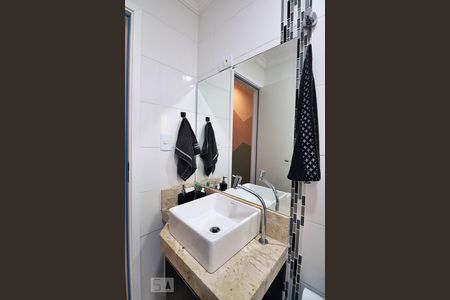 Apartamento à venda com 180m², 4 quartos e 3 vagasBanheiro Social