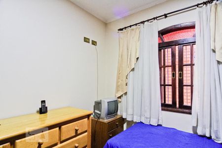 Casa à venda com 220m², 3 quartos e 2 vagasQuarto 1