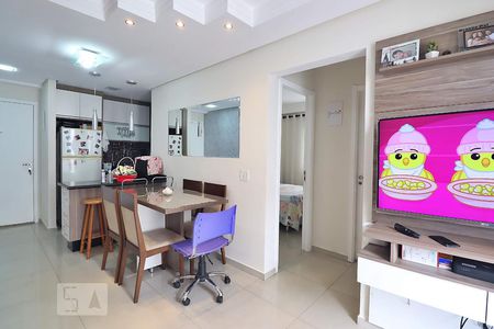 Sala de apartamento à venda com 2 quartos, 69m² em Vila Alzira, Santo André