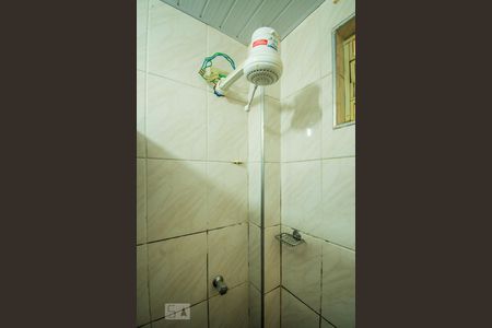 Banheiro de kitnet/studio para alugar com 1 quarto, 30m² em Cidade Universitária, Campinas
