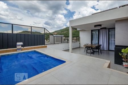 Apartamento à venda com 140m², 2 quartos e 2 vagasCobertura