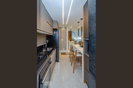 Apartamento à venda com 140m², 2 quartos e 2 vagasCozinha