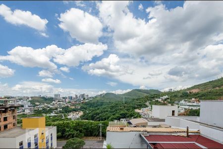 Apartamento à venda com 140m², 2 quartos e 2 vagasCobertura