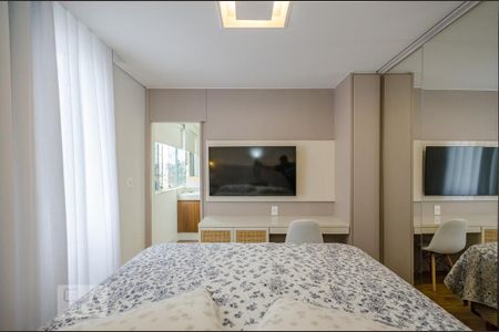 Apartamento à venda com 140m², 2 quartos e 2 vagasSuíte