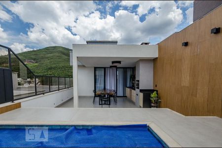 Apartamento à venda com 140m², 2 quartos e 2 vagasCobertura