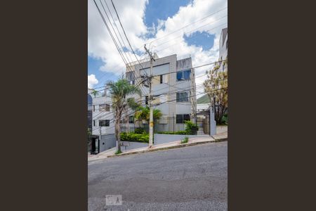 Apartamento à venda com 140m², 2 quartos e 2 vagasFachada