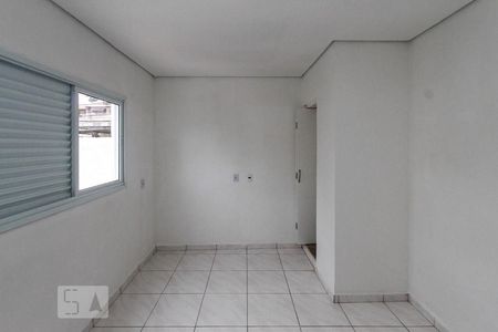 Suite de casa para alugar com 2 quartos, 80m² em Vila Invernada, São Paulo