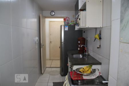 Apartamento à venda com 79m², 3 quartos e 1 vagaÁrea de Serviço