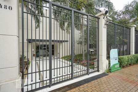 Apartamento à venda com 70m², 2 quartos e 1 vaga Apartamento à venda com 70m², 2 quartos e 1 vagaFachada