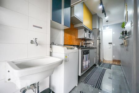 Apartamento à venda com 70m², 2 quartos e 1 vaga Apartamento à venda com 70m², 2 quartos e 1 vagaÁrea de serviço